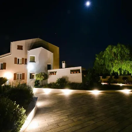 Calypso Royal Apartment