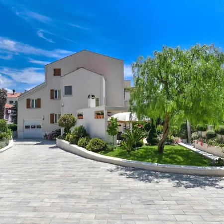 Calypso Royal Apartament