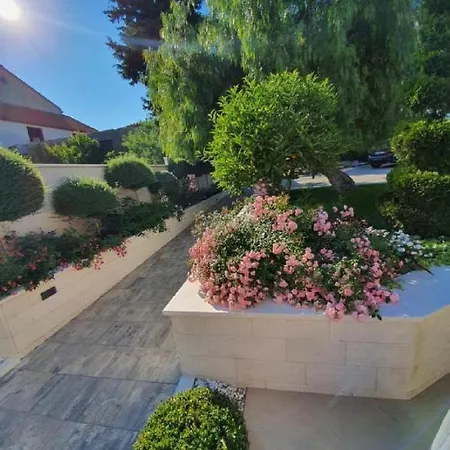 Calypso Royal Apartment *